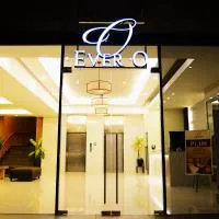 Ever O Business Hotel, מלון בזמבואנגה