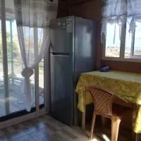 Petite maison de tôle Rodriguaises, hotel a Tambe