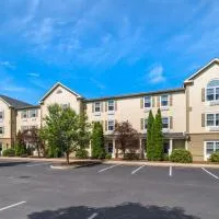 Comfort Inn & Suites Hadley - Amherst, hótel í Hadley