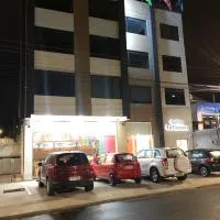 Hotel Suites La Fontana, hotel u gradu 'Ambato'
