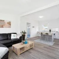 Osprey Cottage by Book Jervis Bay, hotel din St Georges Basin