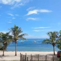 Beachfront House near Alona, Panglao，邦勞的飯店