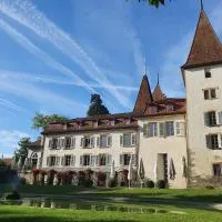 Schloss Münchenwiler, hótel í Murten
