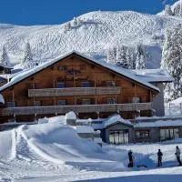 Chalet Montriond - Bike & Ski โรงแรมในLes Crosets