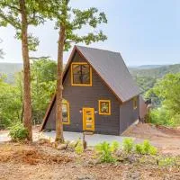 A-Frame Hardy Cabin w/ Spring River Views!, מלון בHardy