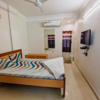 New Harbhole Hotel & Guest House, hotel near Kandla Airport - IXY, Bhuj