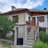 Guest house Denitsa, hotel en Trigrad
