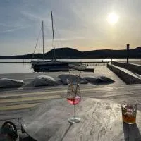 Ny Suite ved fjorden, hotel v mestu Asker