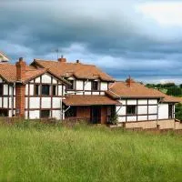 CasaBoo - Habitaciones, hotelli kohteessa Boó de Piélagos