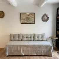 Gîte La Tarente, hotel v destinaci Montfrin