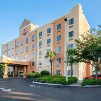 Comfort Suites Tampa Airport North, hotel Tampában