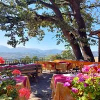 Agriturismo Roccamaia, hotell sihtkohas Pievebovigliana