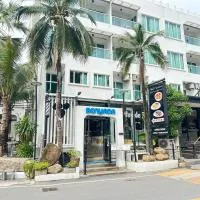 Benyada Lodge - Surin Beach, hotel v destinaci Surin pláž