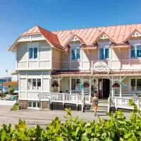 Strandvillan Hotell och Bed & Breakfast, hotel di Lysekil