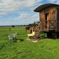 Roulotte de la Ferme Les Chenevières, hotel di Villers-devant-Mouzon