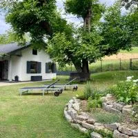 Ferienhaus Ella โรงแรมในTrautskirchen