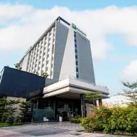 Viesnīca Holiday Inn Lucknow Airport by IHG pilsētā Luknova