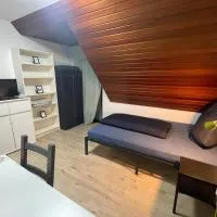 Gemütliches Gästezimmer im Casa Kirchweg، فندق في Gladbach