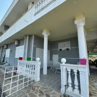 Vacation Apartments in Hamallaj, hotel en Armath