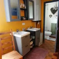Le repose pieds: Saint-Révérien şehrinde bir otel