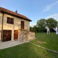 Vikendica Lucija, viešbutis mieste Livno