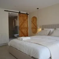 Suite l'Aparté, khách sạn ở Meyzieu