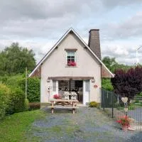 Gite Au Chant d'Eole, hotelli kohteessa Ebly