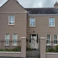 Glenart House, hotel u gradu Tramor
