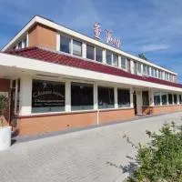 Tung Hotel, ξενοδοχείο σε Ζεεβόλντε