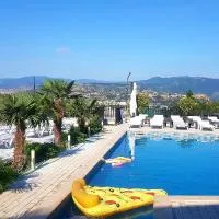 hotel Labyrinth pool, hotel en Tiflis