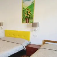 Rustico da Pina con angolo cottura, hotel em Castions