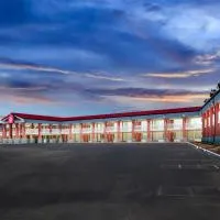 Red Roof Inn Berea, מלון בבראה