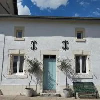 The Enchanted Cottage, hotel em Taizé