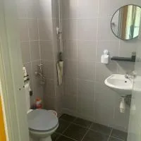 Ayden roomstay, viešbutis mieste Kamparas