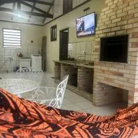 SOBRADO Com 3 QUARTOS NO CORAÇÃO DO COSTA E SILVA, hotel a Joinville