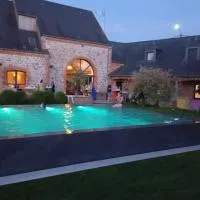 Dourlers에 위치한 호텔 villa de luxe avec piscine et jacuzzi xxl