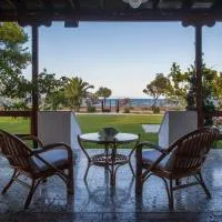 ThemiLia Beachfront, Luxury House, hotel en Nea Anjíalos