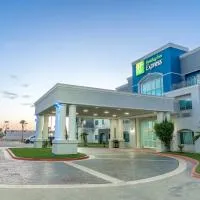 Holiday Inn Express Hotel & Suites El Centro by IHG, hotel u gradu El Sentro