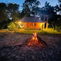 Sahana Safari Eco Retreat, hotel em Buttala
