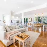 3 Pillars - Pet Friendly - 4 Mins Walk to Beach,位于卡拉拉海滩的酒店
