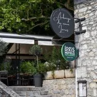 Lanas에 위치한 호텔 Auberge du Vieux Lanas Logis Hotel Restaurant