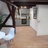 Wohlfühl-Oase in der Altstadt mit Wifi, XL Badewanne, voll ausgestatteter Küche, Hunde ohne Aufpreis, 17 min zur Messe, 3 min zum Schloss, hotel u gradu 'Delitzsch'