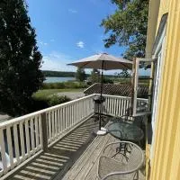 Cosy little house with sea view and great location, viešbutis mieste Trosa