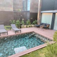 Moradia Prime em Tr&oacute;ia com Piscina Privada &ndash; hotel w mieście Troia