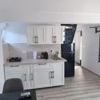 Căsuța intimă, hotel din Pantelimon