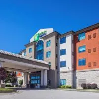 Holiday Inn Express & Suites Kansas City Airport by IHG, hotel in Kansas City