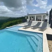 Hacienda JM's, готель у місті Comerio