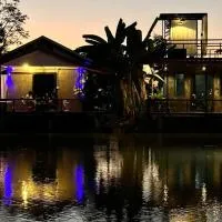 ฟาร์มสเตย์สุโขทัยบ้านไร่เบสแคมป์, hotel in Ban Wang Luk