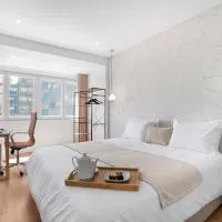 Modern Apartment by CM Properties, hotel a Amadora