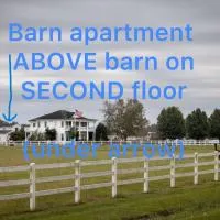 The Barn Apartment at Parkton Place, hotel v destinácii Hope Mills